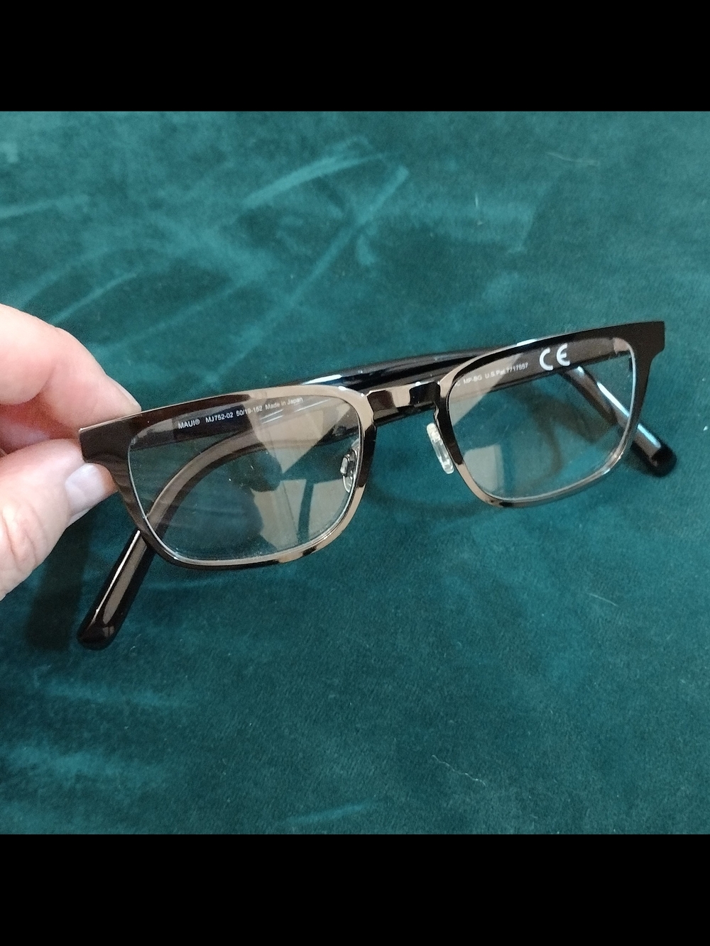 Men's Metal Black/Grey Rectangular Eyeglasses Frame